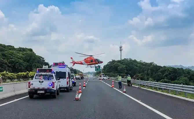 新建区高速公路汽车救援案例